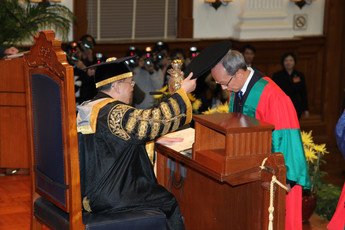Conferment of the degree of Doctor of Social Sciences <i>honoris causa</i> upon Mr Lawrence FUNG Siu Por 