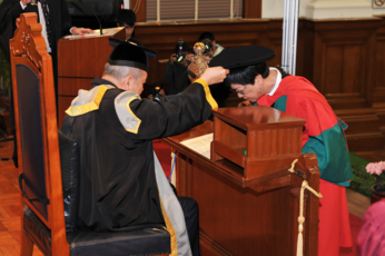 Conferment of the degree of Doctor of Social Sciences <i>honoris causa</i> upon Dr Ann HUI On Wah