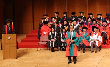 Conferment of the degree of Doctor of Social Sciences <i>honoris causa</i> upon Dr David MONG
