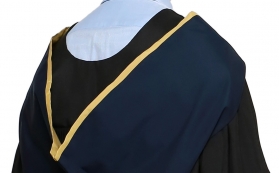 Hood for Faculty of Business and Economics