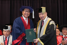 (From left) Professor Frederick MA Si Hang and Pro-Chancellor Dr the Honourable Sir David Li Kwok-po