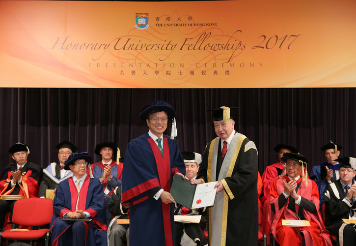 (From left) Dr Harry SHUM Heung Yeung and Pro-Chancellor Dr the Honourable Sir David LI Kwok Po  