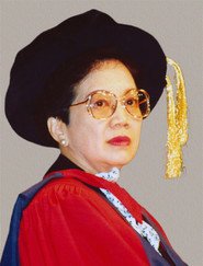  Corazon Cojuangco AQUINO