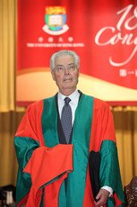 Conferment of the degree of Doctor of Social Sciences <i>honoris causa</i> upon Dr Robert HO Hung Ngai