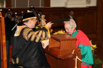 Conferment of the degree of Doctor of Social Sciences <i>honoris causa</i> upon Dr Serena YANG Hsueh Chi 