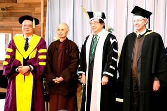Conferment of the degree of Doctor of Social Sciences <i>honoris causa</i> upon Zen Master Thich Nhat Hanh