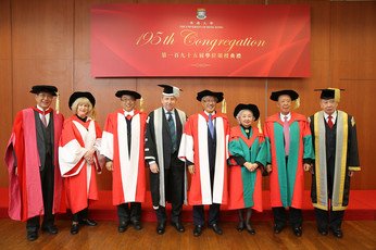 (From left) Chairman of the Council, Professor the Honourable Arthur LI, Dr Mary-Claire KING, Professor Lap-Chee TSUI, President and Vice-Chancellor, Professor Peter MATHIESON, Dr Victor Joseph DZAU, Dr the Honourable Elsie LEUNG Oi Sie, Dr the Honourable LUI Che Woo, Pro-Chancellor Dr the Honourable Sir David LI