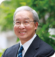 Professor Lee Sum-ping
